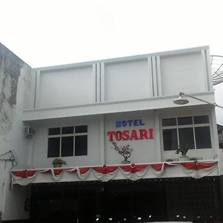 โรงแรมโทซารีมาลัง มะลัง ภายนอก รูปภาพ